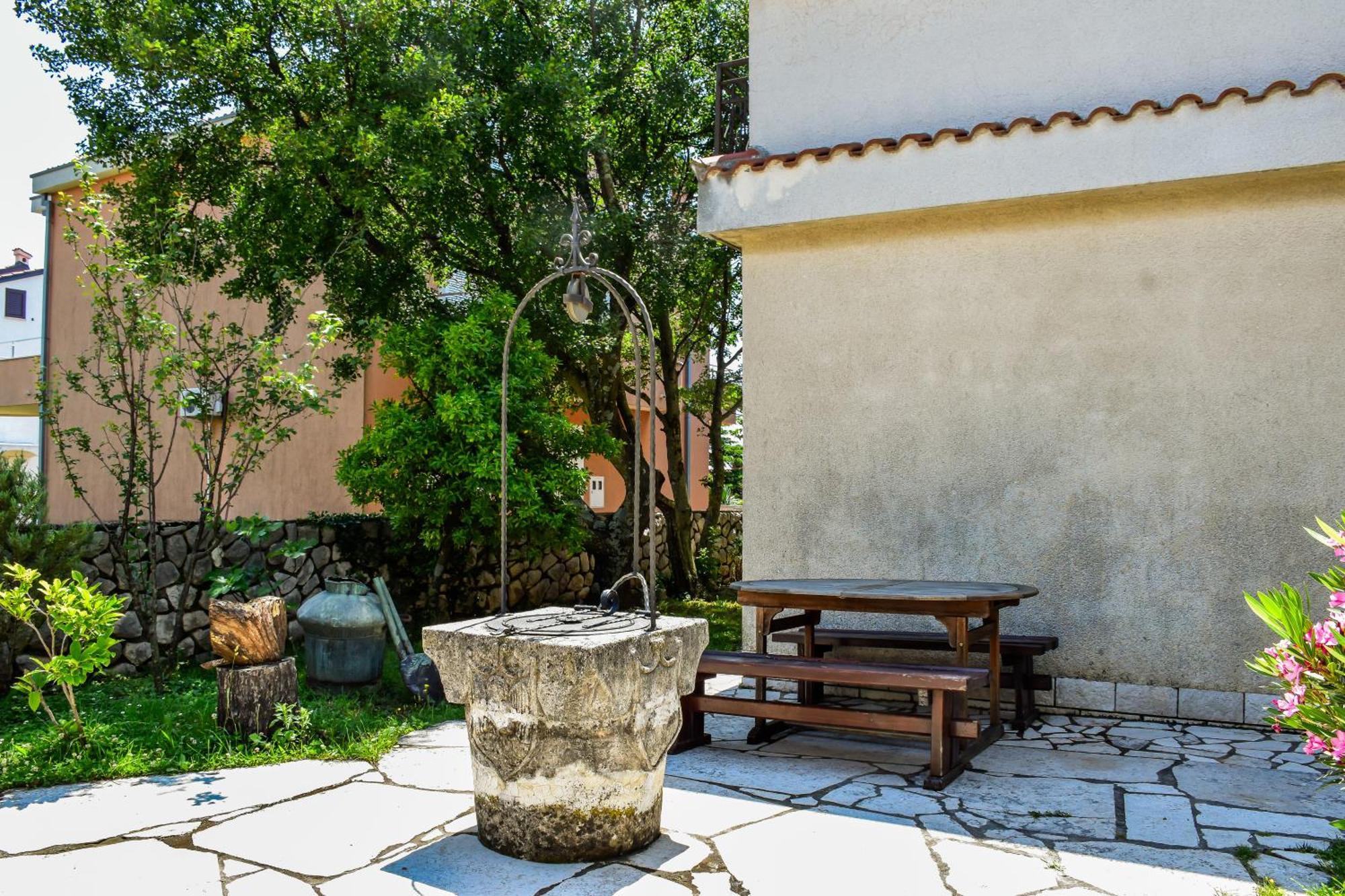 Apartment Zanic Novi Vinodolski Kültér fotó